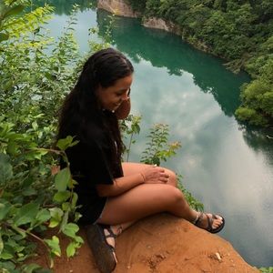 Meet your Posher, Dana